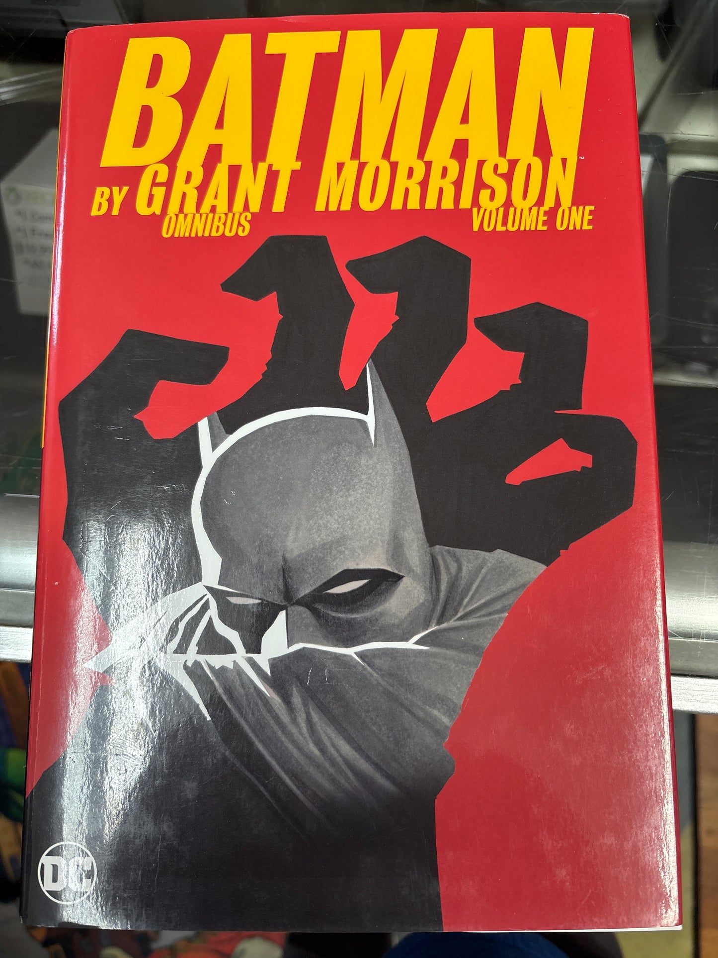 BATMAN BY GRANT MORRISON OMNIBUS VOL.1