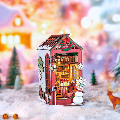 DIY Book Nook Kit: Christmas Indoor Scene