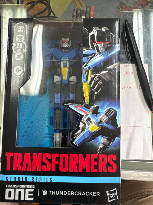 TRANSFORMERS STUDIO SERIES Thundercracker TF ONE