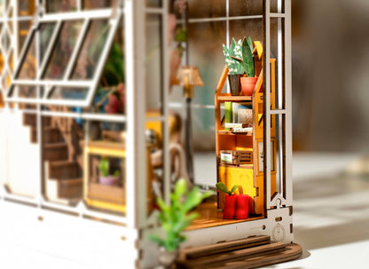 DIY Miniature House Book Nook Kit: Garden House